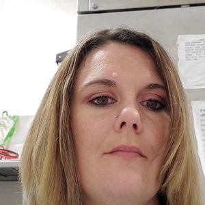 Meet your Posher, Liz